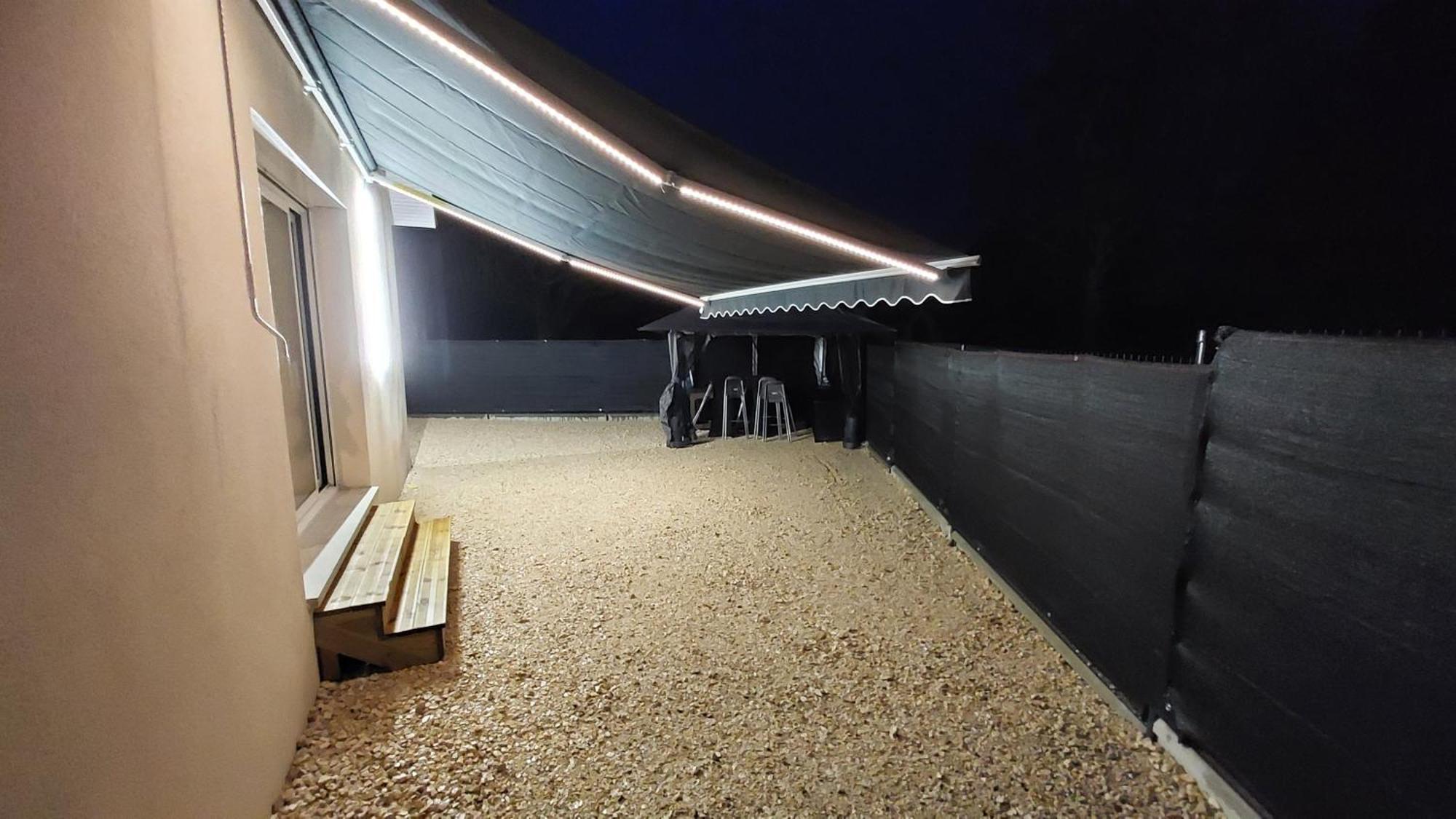 Maison Neuve Proche Station De Ski, 10 Couchages, Tout Confort Granieu Quarto foto